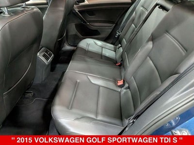 2015 Volkswagen Golf SportWagen Base