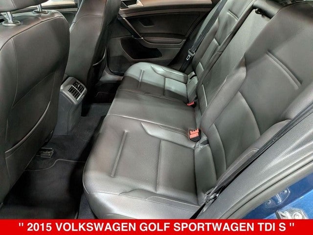 2015 Volkswagen Golf SportWagen Base