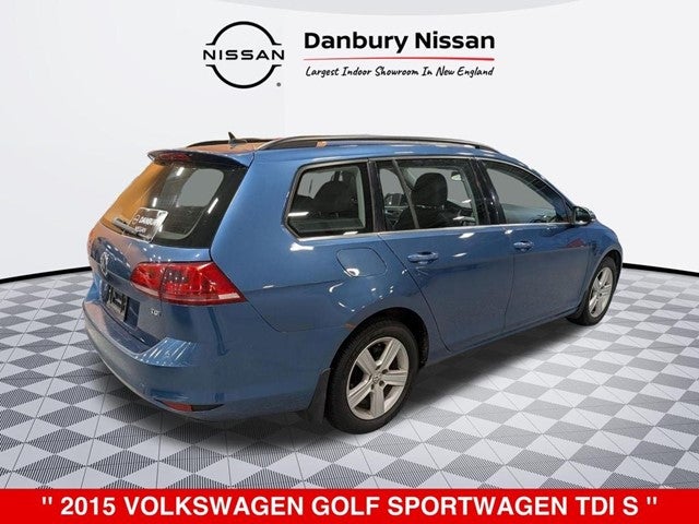 2015 Volkswagen Golf SportWagen Base