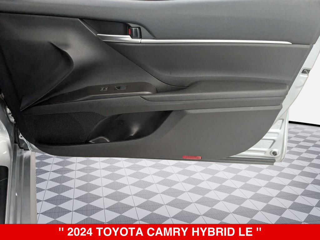 2024 Toyota Camry Hybrid LE