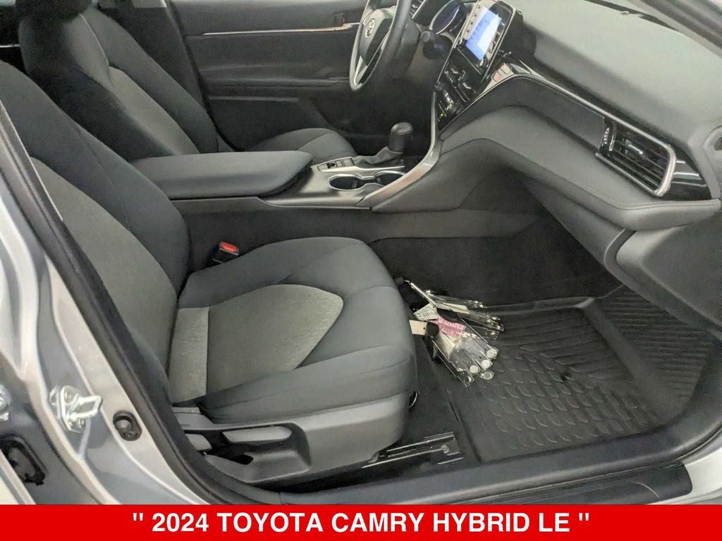 2024 Toyota Camry Hybrid LE