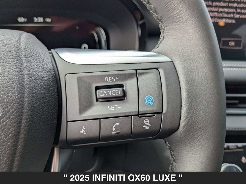 2025 INFINITI QX60 LUXE