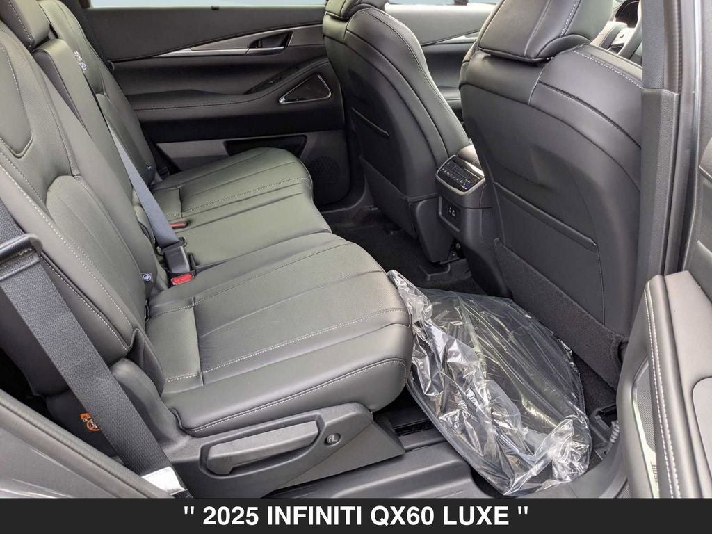 2025 INFINITI QX60 LUXE