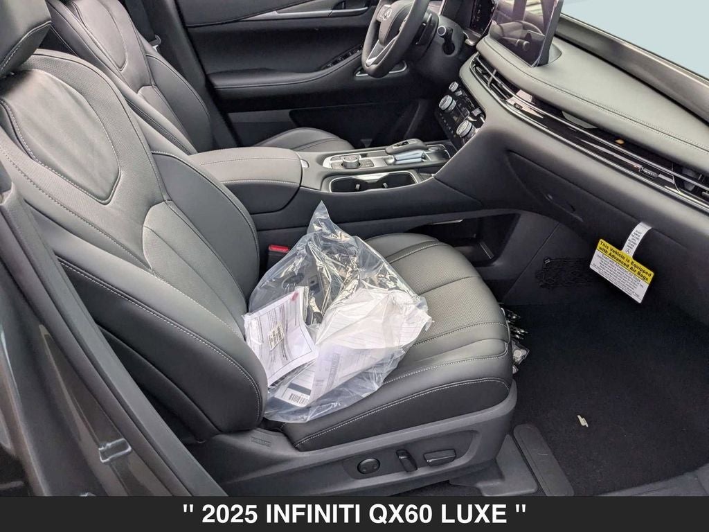 2025 INFINITI QX60 LUXE