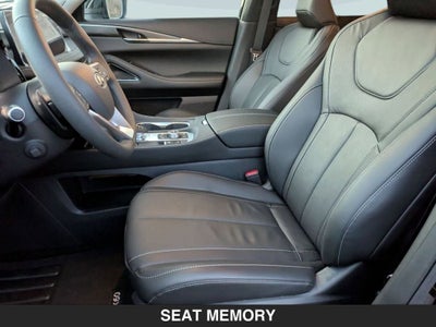 2025 INFINITI QX60 LUXE