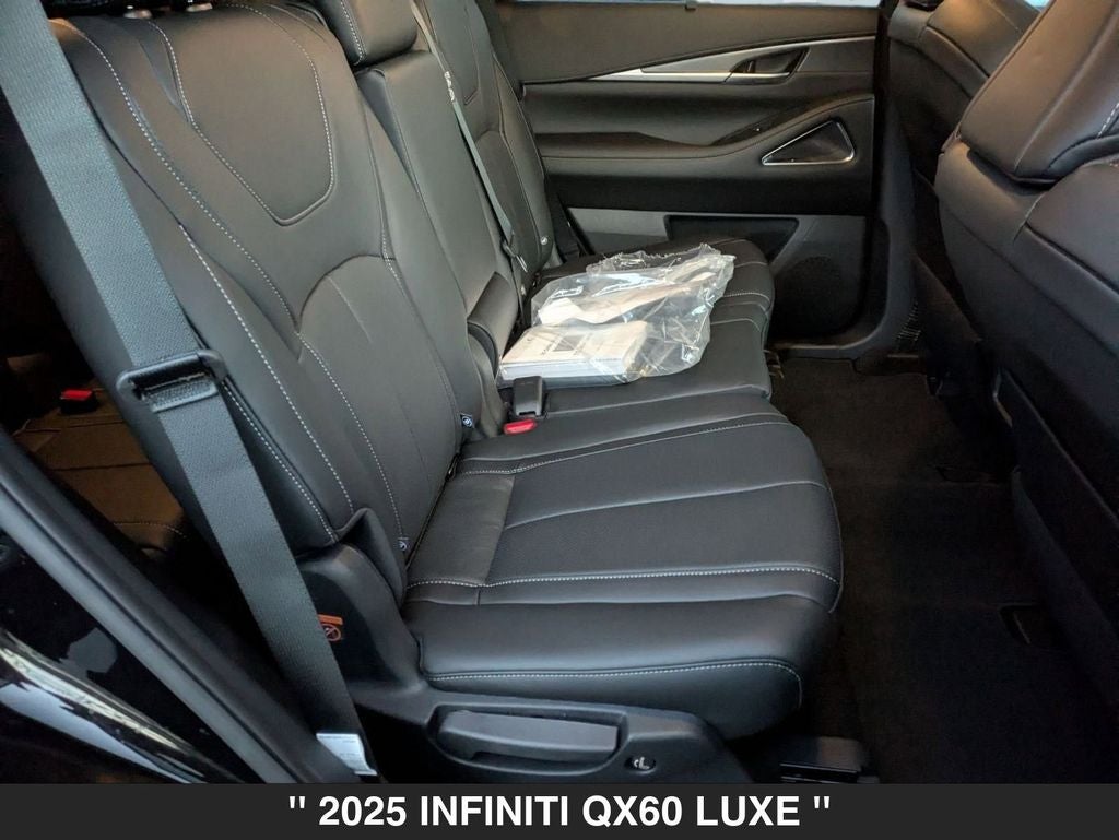 2025 INFINITI QX60 LUXE