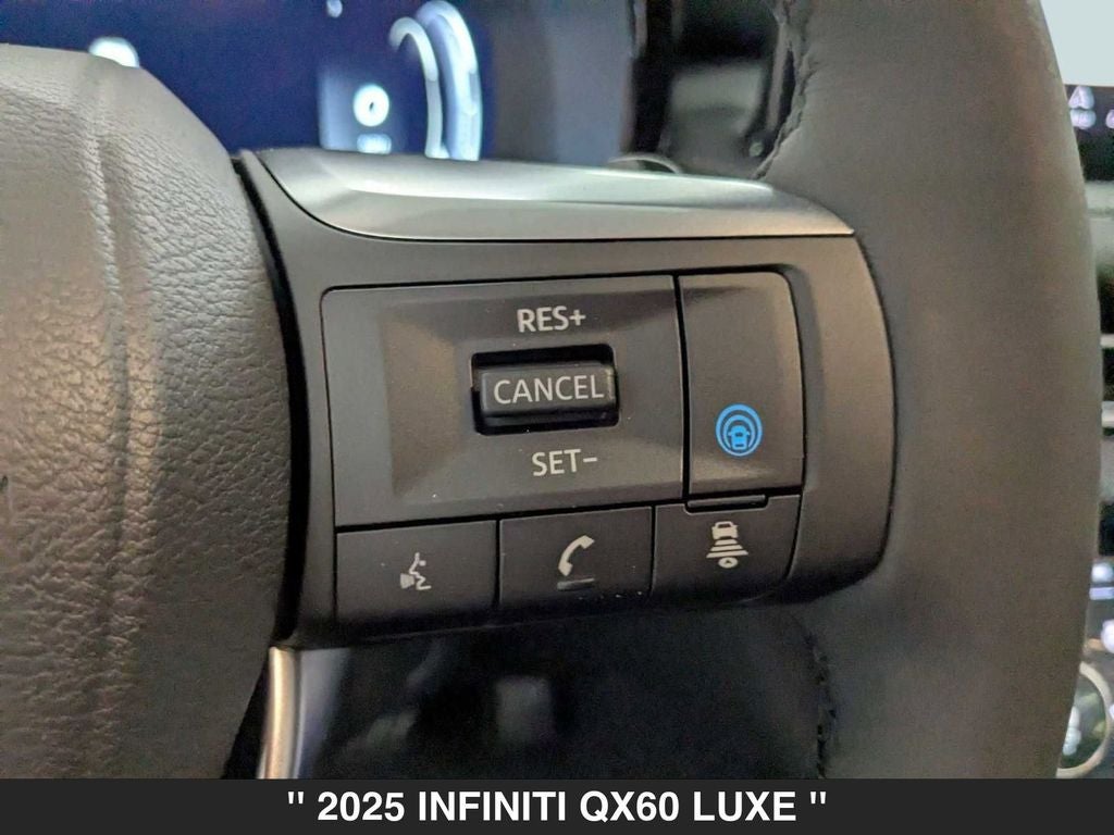 2025 INFINITI QX60 LUXE