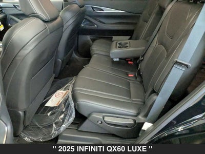 2025 INFINITI QX60 LUXE