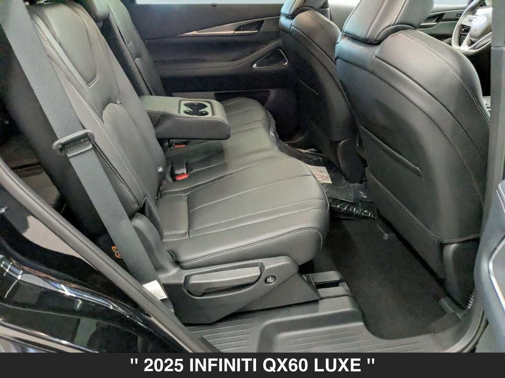 2025 INFINITI QX60 LUXE