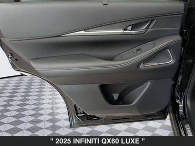 2025 INFINITI QX60 LUXE