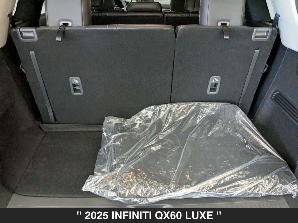 2025 INFINITI QX60 LUXE