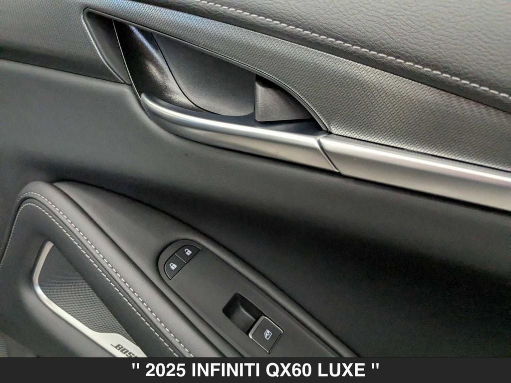 2025 INFINITI QX60 LUXE