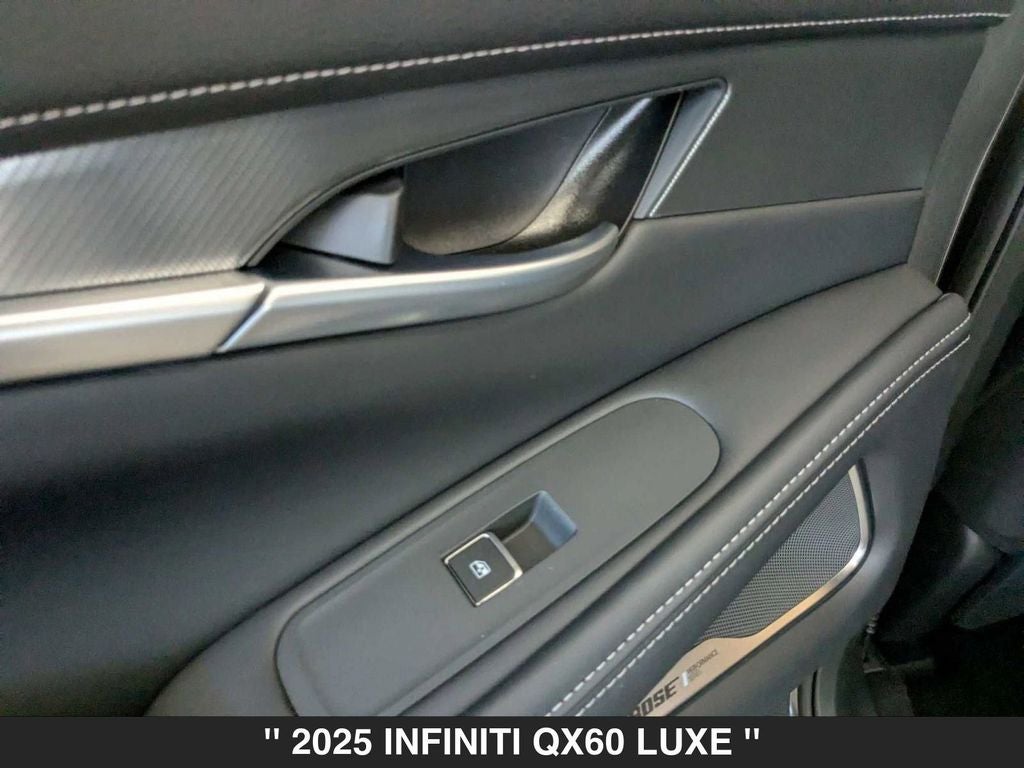 2025 INFINITI QX60 LUXE