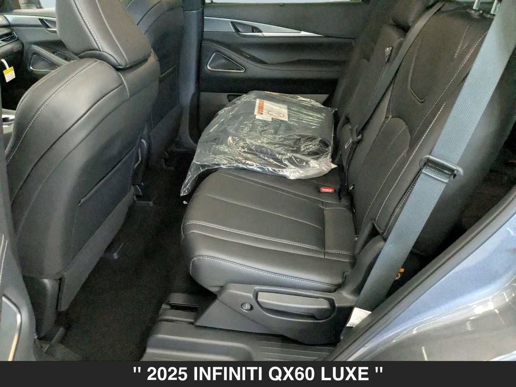 2025 INFINITI QX60 LUXE