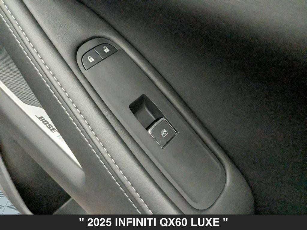 2025 INFINITI QX60 LUXE