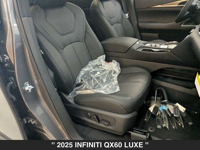 2025 INFINITI QX60 Luxe AWD