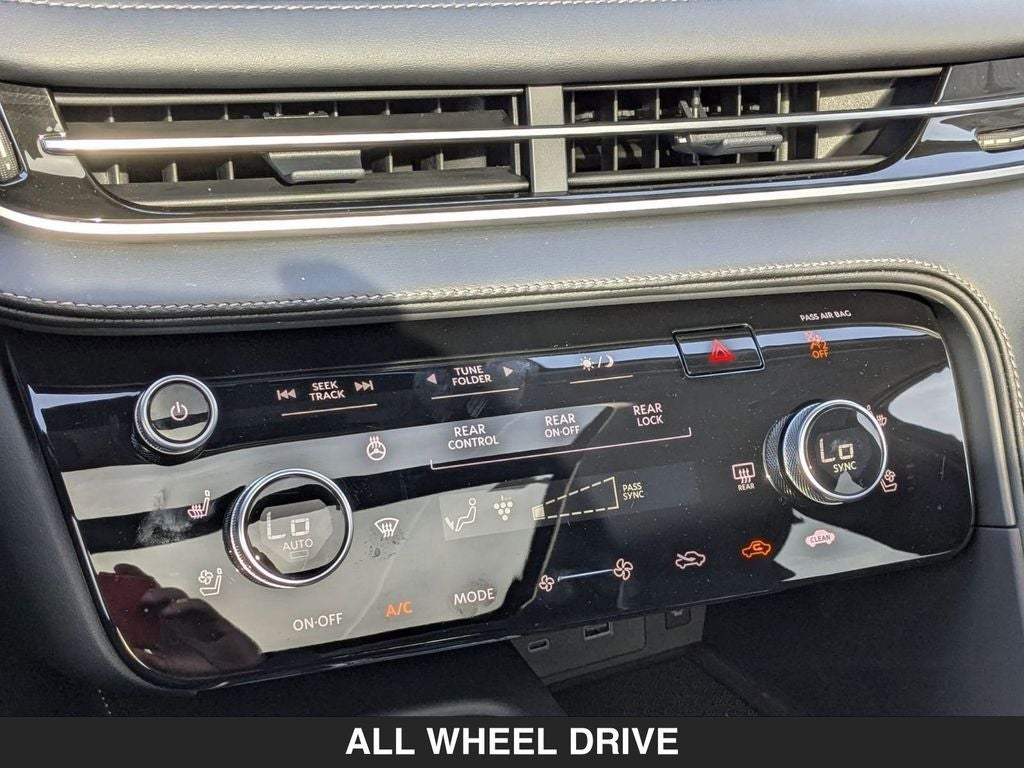 2025 INFINITI QX60 Sensory