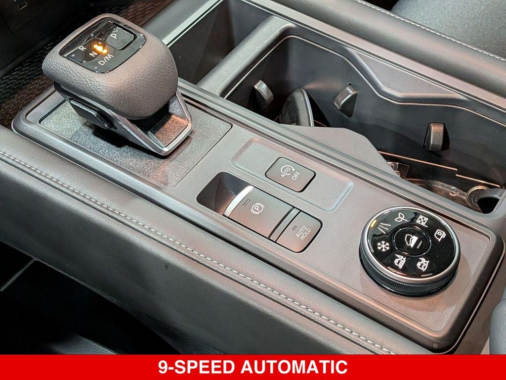 2024 Nissan Pathfinder S