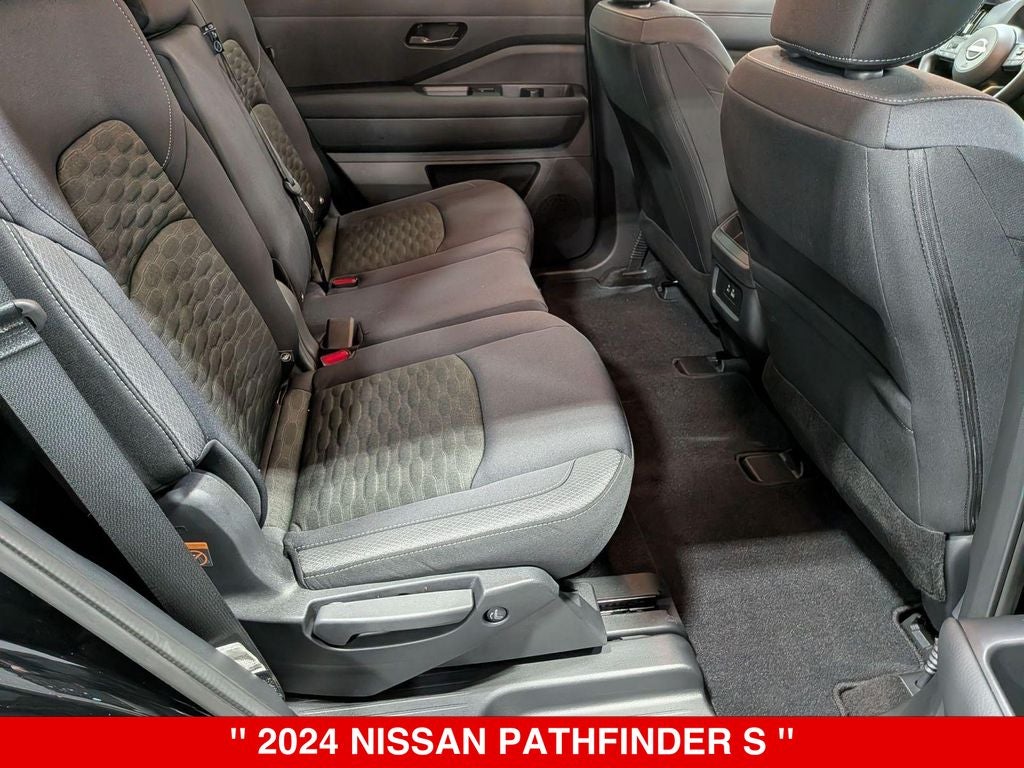 2024 Nissan Pathfinder S