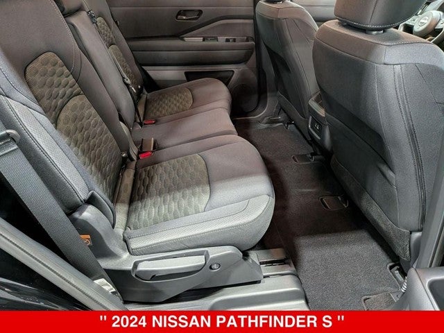 2024 Nissan Pathfinder S