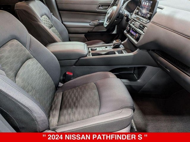2024 Nissan Pathfinder S
