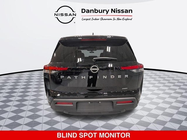 2024 Nissan Pathfinder S