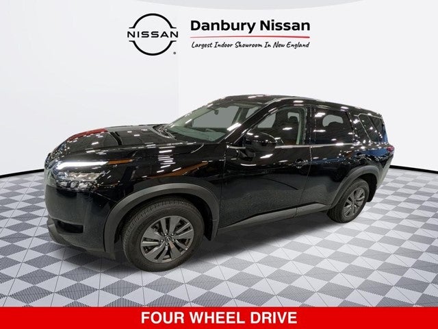2024 Nissan Pathfinder S