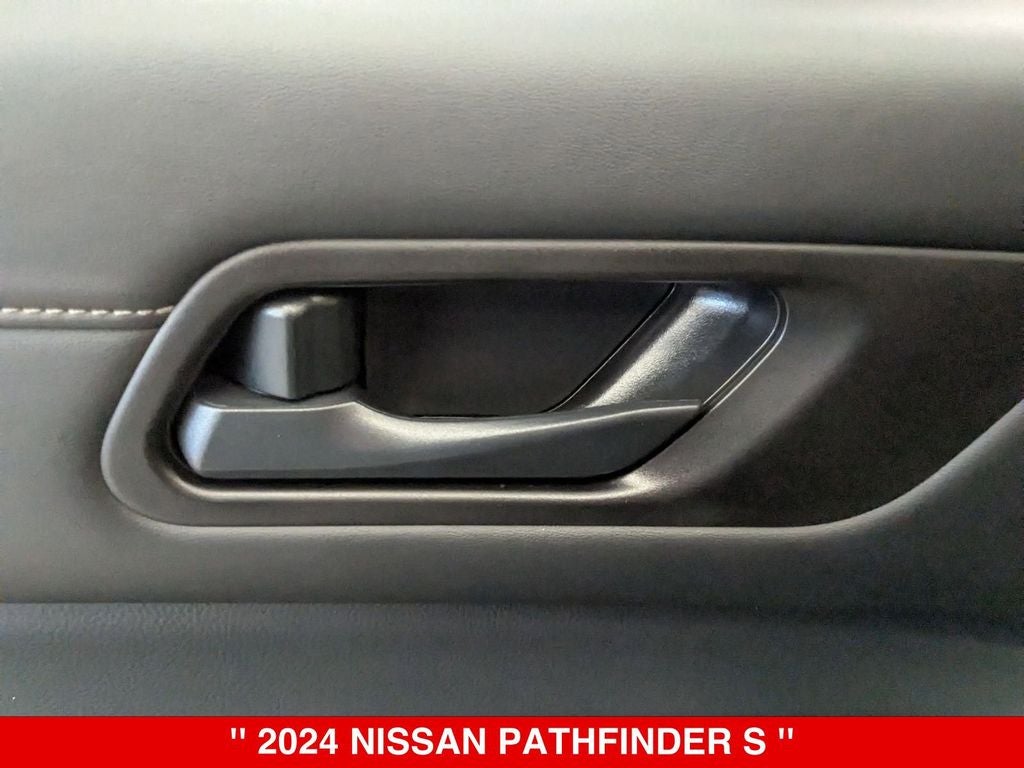 2024 Nissan Pathfinder S