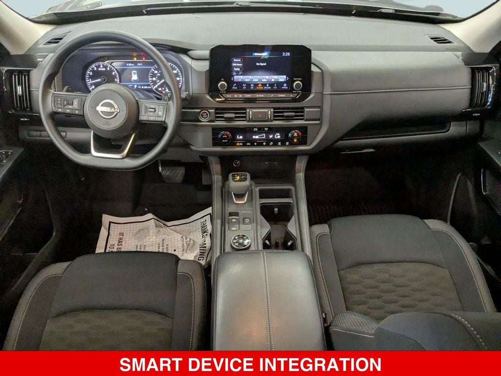 2024 Nissan Pathfinder S