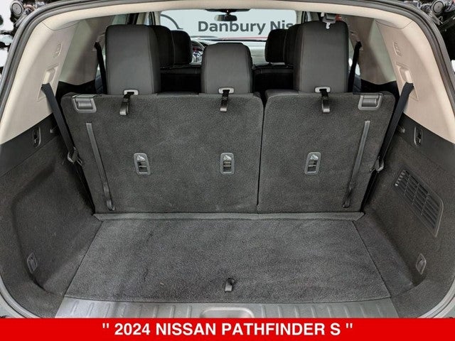 2024 Nissan Pathfinder S