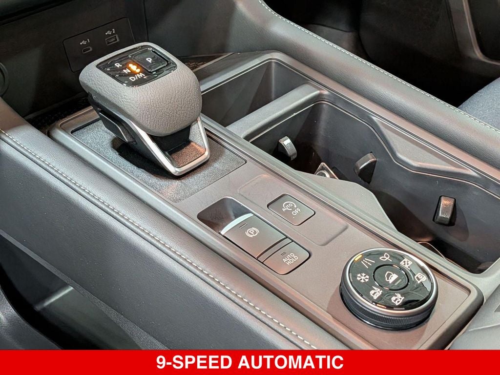2025 Nissan Pathfinder S