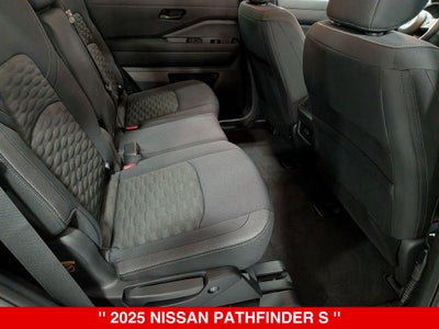 2025 Nissan Pathfinder S