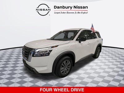 2025 Nissan Pathfinder S