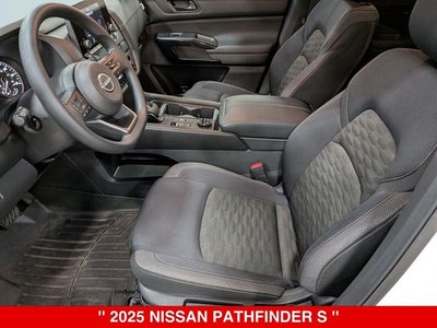 2025 Nissan Pathfinder S