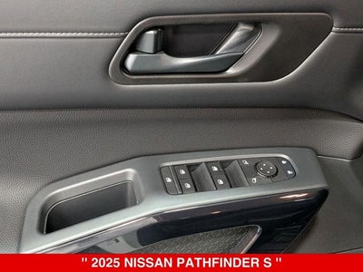 2025 Nissan Pathfinder S