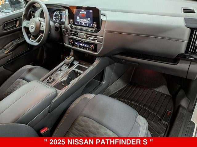 2025 Nissan Pathfinder S