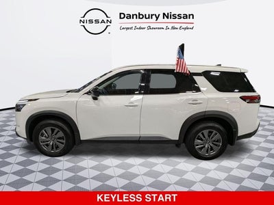 2025 Nissan Pathfinder S