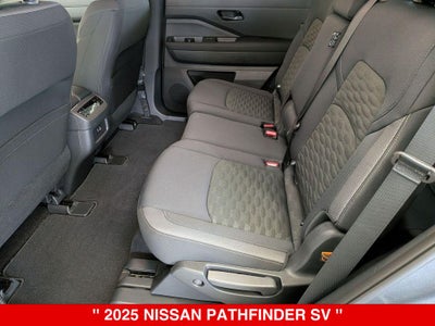 2025 Nissan Pathfinder SV