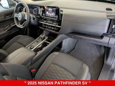 2025 Nissan Pathfinder SV