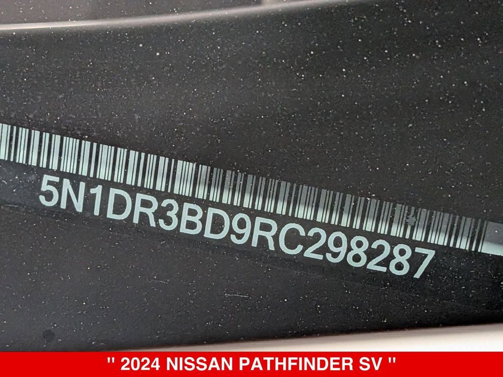 2024 Nissan Pathfinder SV
