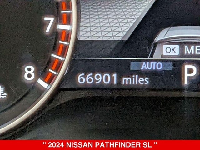 2024 Nissan Pathfinder SL