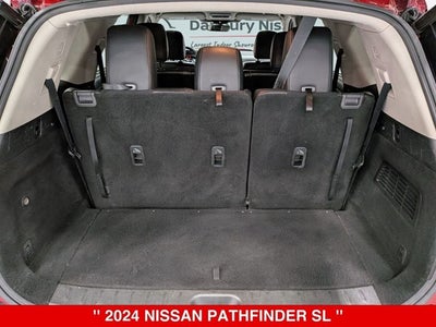 2024 Nissan Pathfinder SL