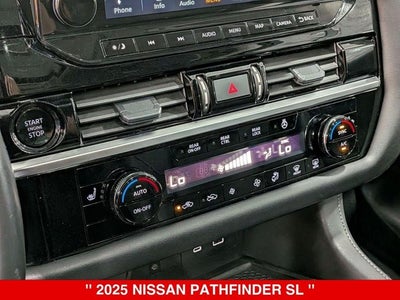 2025 Nissan Pathfinder SL