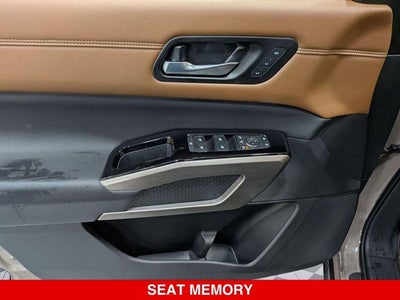 2023 Nissan Pathfinder Platinum NISSAN CERTIFIED