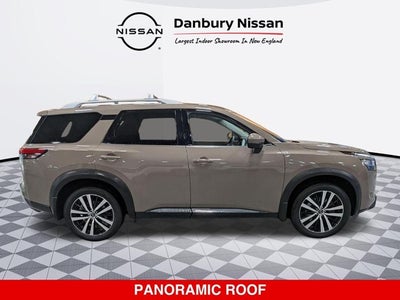 2023 Nissan Pathfinder Platinum NISSAN CERTIFIED