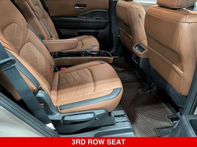2023 Nissan Pathfinder Platinum NISSAN CERTIFIED