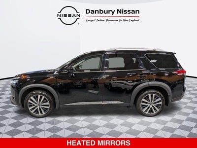 2022 Nissan Pathfinder Platinum