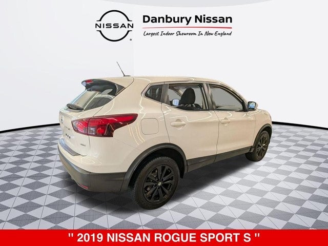 2019 Nissan Rogue Sport S