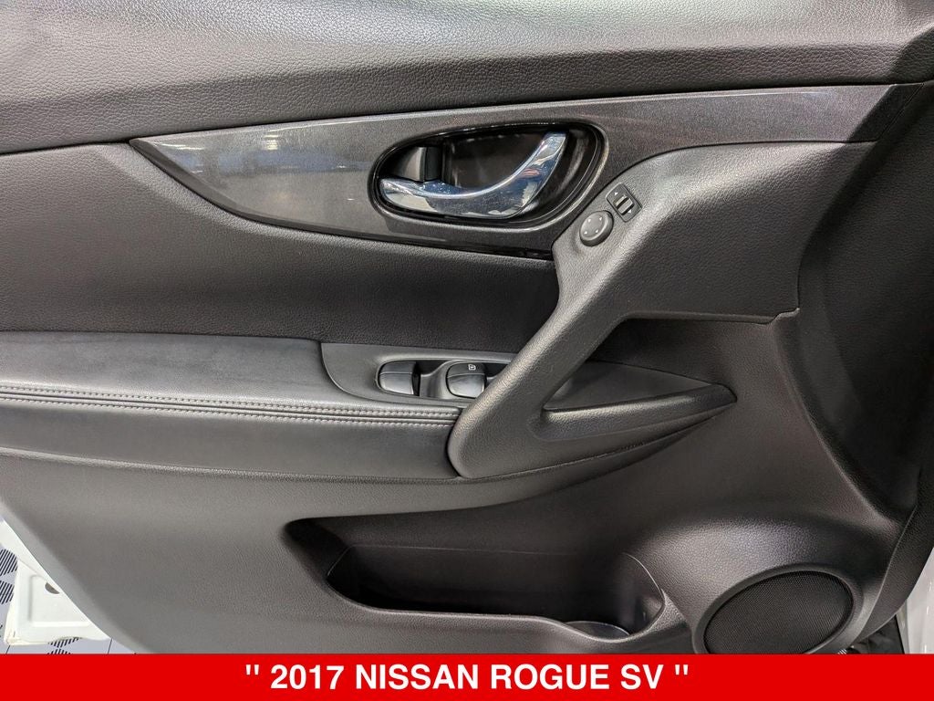 2017 Nissan Rogue SV