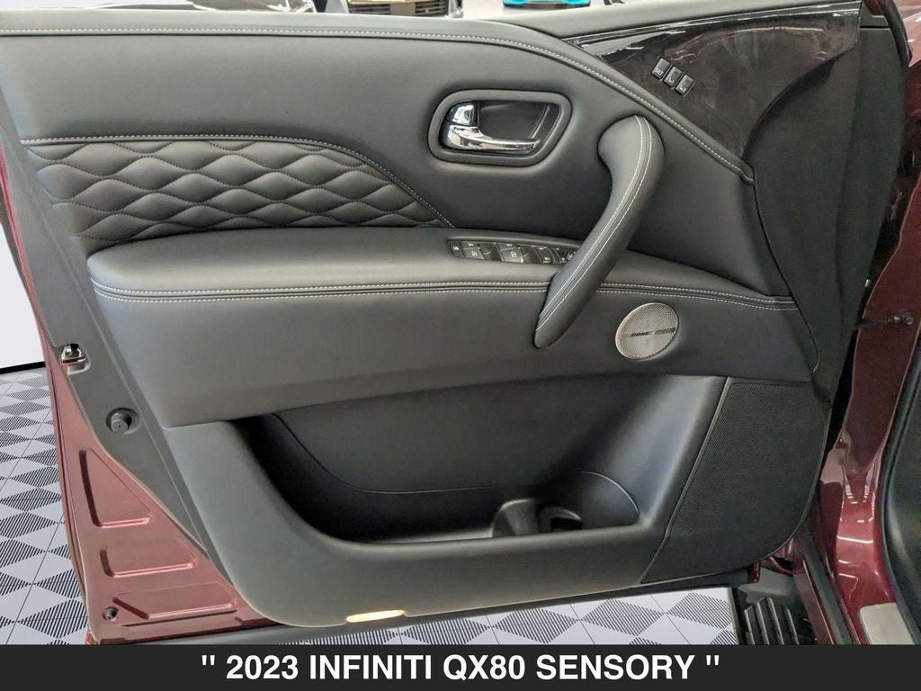 2023 INFINITI QX80 Sensory